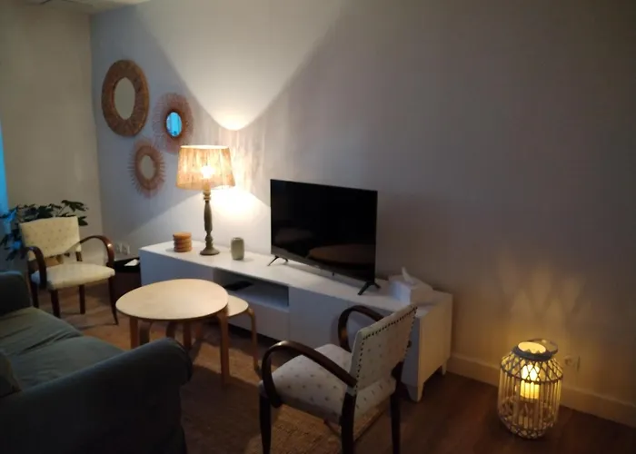 Le 3 Cent 85 Apartament *