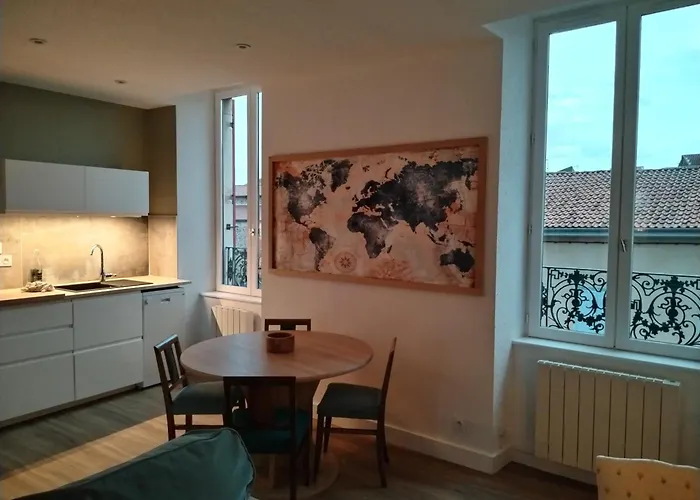 Le 3 Cent 85 Apartament